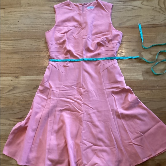 EUC Calvin Klein Ruched fit and flare dress in Peach size 10 - Picture 10 of 11